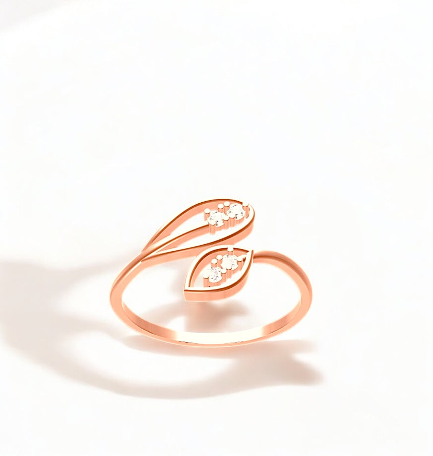 Stylish Oval Diamond Finger Ring